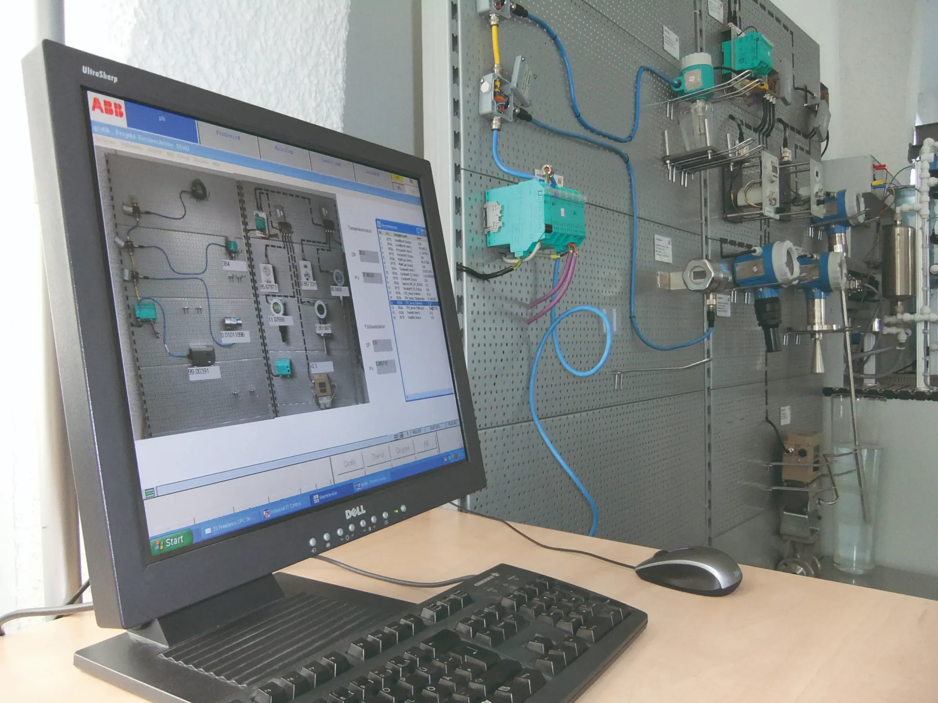 smartAutomation Bildschirm-Wand