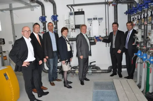 Inbetriebnahme der Energiezentrale mit Vorstand